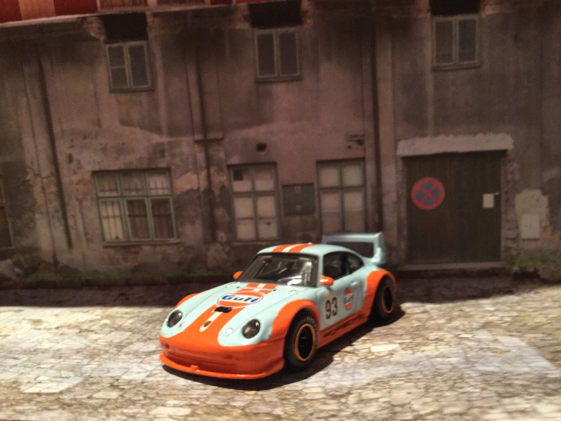 Illustration for article titled LaLD Car Week: Teutonic Tuesday Hotwheels Gulf Porsche 993 GT2